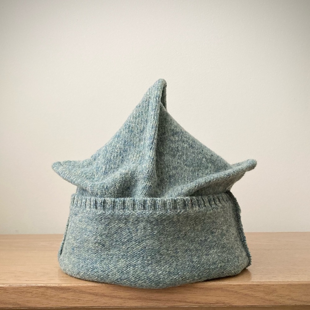 joodito origami crown 100% wool sweater hat bucket beanie cap marled blue green